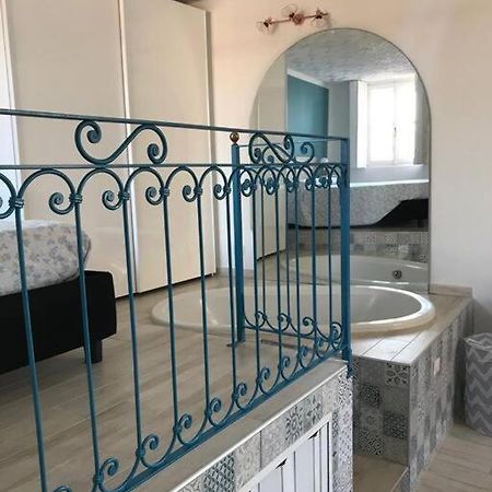 Romantico Monolocale Con Vista Sulla Torre Vigevano Zewnętrze zdjęcie